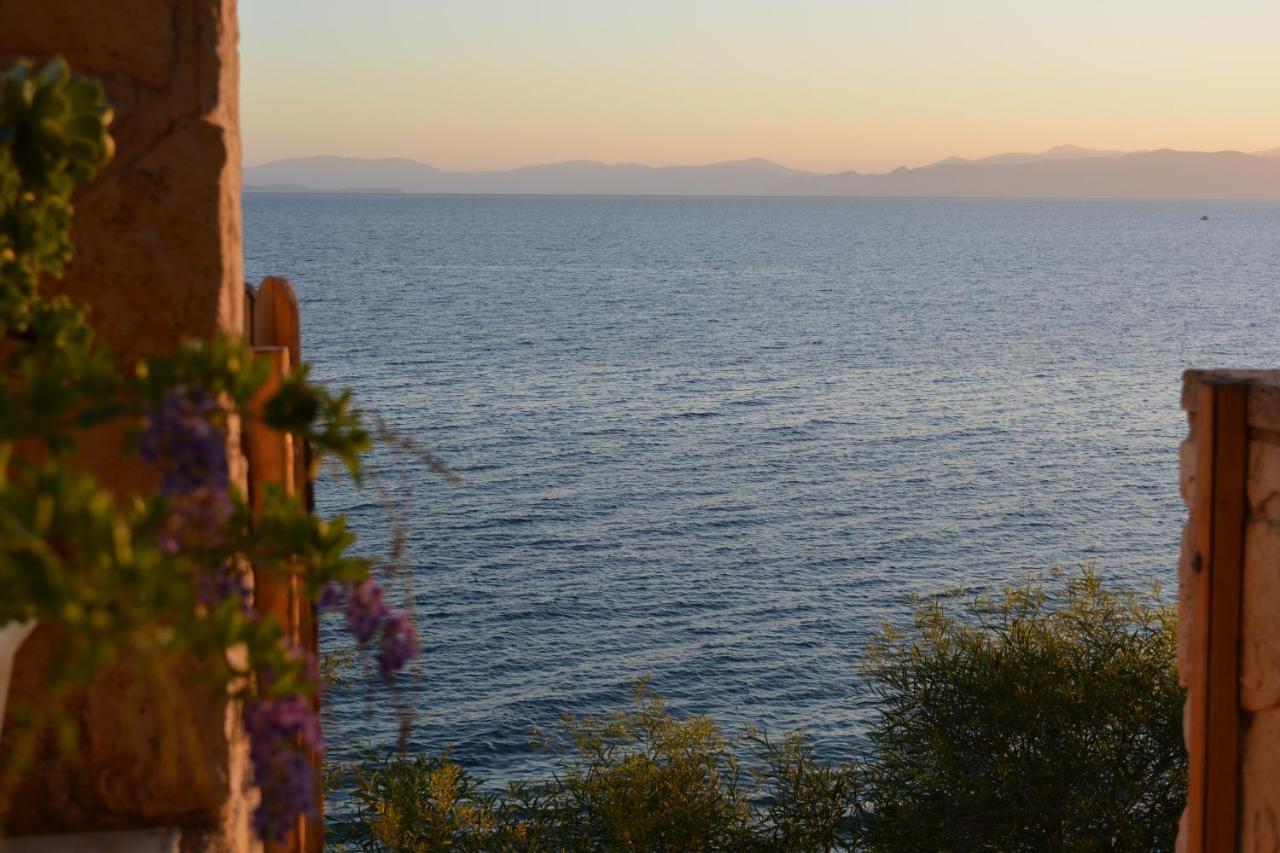 Hotel Cokkinis Mégara Dış mekan fotoğraf